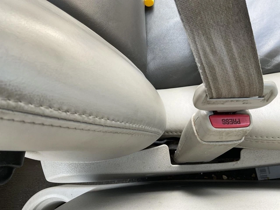 Seat Belt Front Bucket Seat Driver Buckle Fits 07-09 ASPEN 4985969 Foto 1 de 1