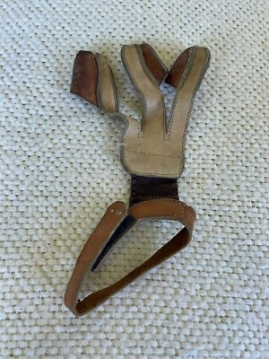Archery Leather Finger Tabs - Image 1 of 4