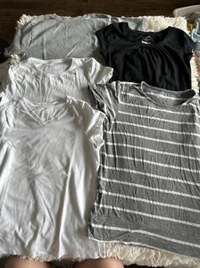 Lot of 5 Girls Short Sleeve Tops 7-8 Black (1), Gray (1), White (2), Gray Stripe - Picture 1 of 10