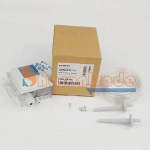 One New Siemens QBM2030-1U Air Pressure Difference Sensor - Foto 1 di 8