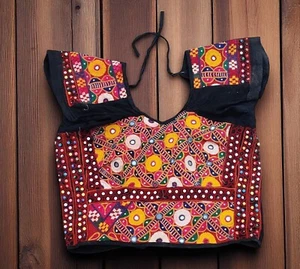BOHO ETHNIC RABARI BANJARA TRIBAL KUCHI BELLY DANCE MIRROR INDIAN CHOLI TOP ATS - Picture 1 of 5