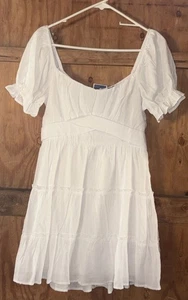 Trixxi weißes Minikleid Gr. Large Träger Rüschen Wickel gefüttert feminin Fee - Bild 1 von 11