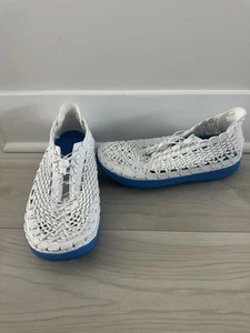 NEW Nike ACG Watercat+ Summit White Blue Shoes Men's Size 11 FN5202-100 - Picture 1 of 8