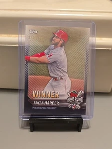 2021 Topps Home Run Challenge Winner April /159 Bryce Harper #HRW-21 - Picture 1 of 5