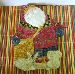 Rustic Santa Christmas Canape Dish Rabbit Squirrel Cardinal 1998 Debbie Mumm - Picture 1 of 4