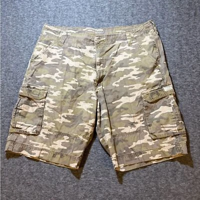 Wrangler Camo Cargo Shorts men’s 40 brown green cotton 10 inch inseam baggy nice - Image 1 of 4