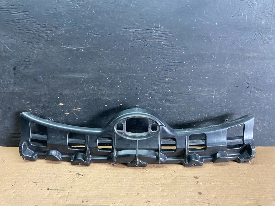 Soporte de rejilla central para Hyundai Veracruz 2007 a 2011 OEM O8104 DG Foto 1 de 4