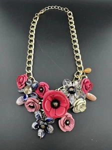 Schöne Damen Metall Floral Charms Halskette Vintage Stil. Statement Stück - Bild 1 von 9