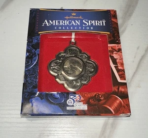HALLMARK AMERICAN SPIRIT COLLECTION 2001 US MINT NEW YORK STATE QUARTER ORNAMENT - Picture 1 of 2