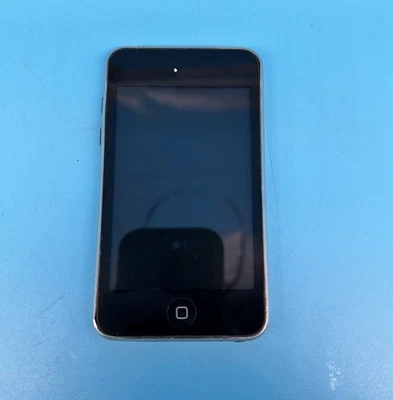 Apple iPod Touch 3rd Generation A1318 32GB, Black/Silver - Tested - Image 1 of 4