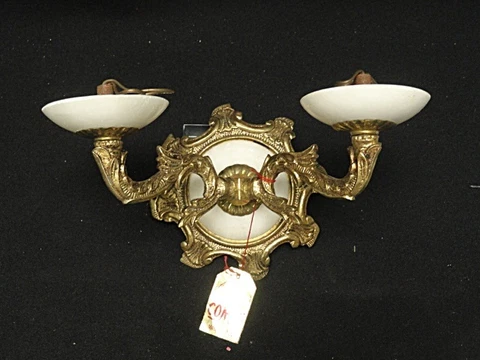 VINTAGE 60's BRASS ALABASTER NEOCLASSICAL SCONCE * MADE IN SPAIN LAMPARAS COMES Cover