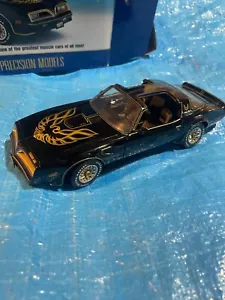 Franklin Mint 1:24 1977 Pontiac Firebird Trans AM Diecast Model Car New In Box - Picture 1 of 7