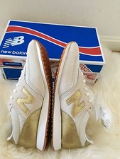 gold new balance 620