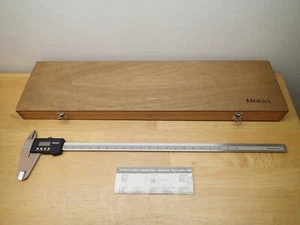 Mitutoyo CD-24 Digimatic 24" Digital Caliper 500-506-50 Nice with Case - Picture 1 of 24