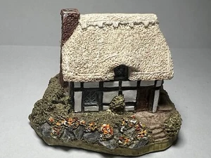 Riverview By Lilliput Lane Made In Cumbria UK Collectible Cottage Figurine - Imagen 1 de 10