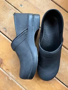 DANSKO zoccoli professionali da donna neri oliati EU 42 11,5/12 al dettaglio $135 indossati una volta - Foto 1 di 12
