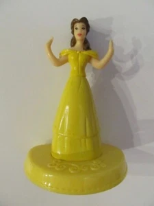 Figura de Disney Beauty and the Beast Belle Play Doh con moldes en la parte inferior 3 1/2" de alto - Imagen 1 de 2
