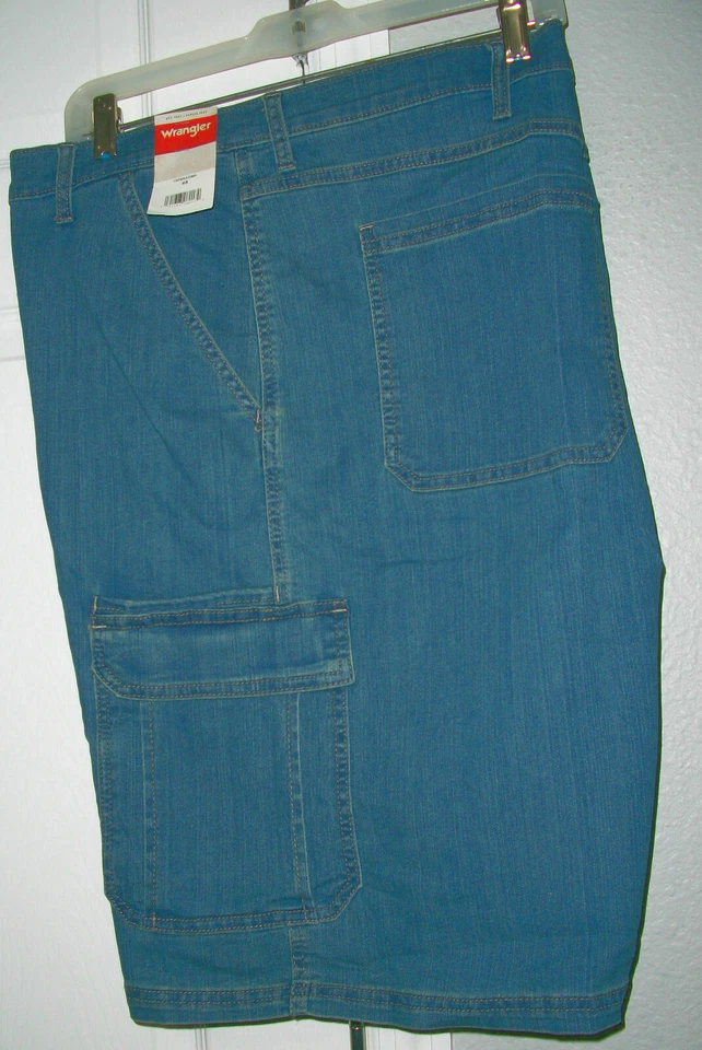 Wrangler Authentics Mens 48W Carpenter Shorts Blue Denim Cotton Blend s