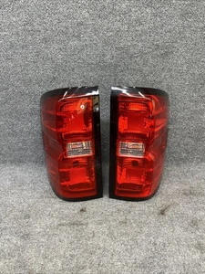 Set 2 Rear Left Right Tail Light Lamp OEM 23431875 Chevrolet Silverado 3500 2015 - Picture 1 of 5