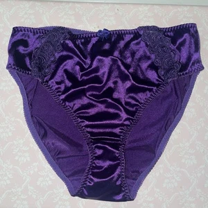 Vtg Rene Rofe Satin Second Skin Panties Size 10 Shiny Wet Look High Cut Glossy - Picture 1 of 8