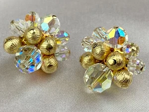 VENDOME Vintage Clip/Screw Earrings Cluster AB Bead Gold Tone - Picture 1 of 10