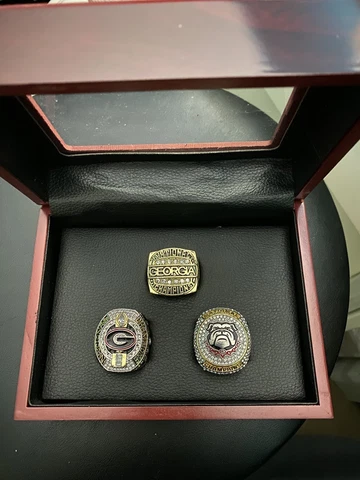 Set Of 3 University Of Georgia Football National Championship Fan Rings In Case Cover
