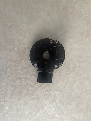 NOVO EM FOLHA SENSOR DE ÂNGULO DE MANIVELA FABRICANTE DE EQUIPAMENTO ORIGINAL MITSUBISHI J927 PARA FORD, MAZDA, ETC. - Imagem 1 de 3