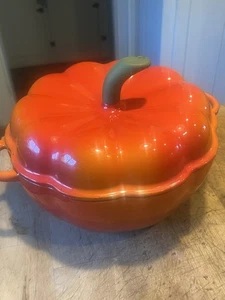 Technique Pumpkin Cast Iron Dutch Oven 3 Qt Enamel w/ Insulated Handle - Picture 1 of 10