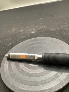 TOHNICHI CSP25N3X10D PRESET TORQUE WRENCH 10D HEAD USED - Picture 1 of 2