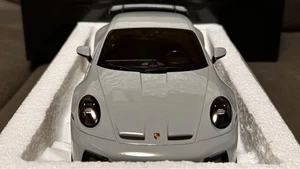 MINICHAMPS 1/18 PORSCHE 911 992 GT3 2021 888513 - Imagen 1 de 3