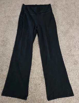 Old Navy Active High-Rise Flare Black Leggings yoga Pants Large loungewear  - Image 1 of 4