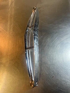 67 68 Cadillac Deville Fleetwood Rear Tail Light Chrome Surround Trim Bezel - Foto 1 di 3