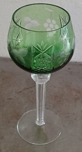 Böhmisch grün geschliffen auf klarem Stielglas 8,2" hoch Vintage - Bild 1 von 21
