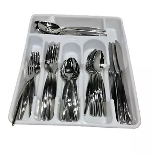 Oneida Stainless Flatware 18/10 | Shiny | 53 Piece Set | Excellent Condition - Picture 1 of 10