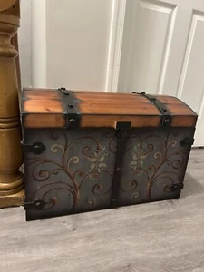 Large Vintage Wood Storage Trunk with Floral Design, Blue & Brown - Picture 1 of 2