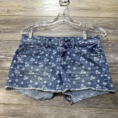 Pantalones Cortos de Denim Lauren Conrad Talla 2 Azul Denim Estampado de Flores Corte Dobladillo Crudo Foto 1 de 4
