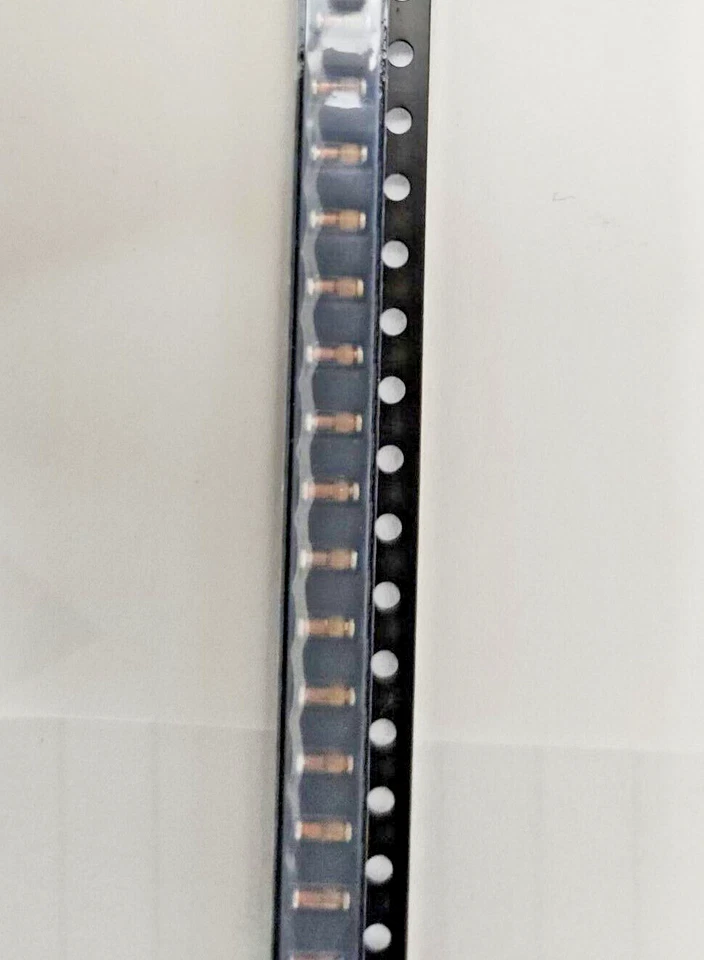 Diodo Zener BZD27-C13, 13V .8W 5% SOD80 (MINI MELF), Philips Cantidad-20 piezas Foto 1 de 1