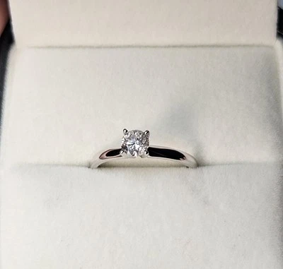 Kay Jewelers .5CT Diamond 10k White Gold- Round Engagement Ring Size 7 - Image 1 of 4