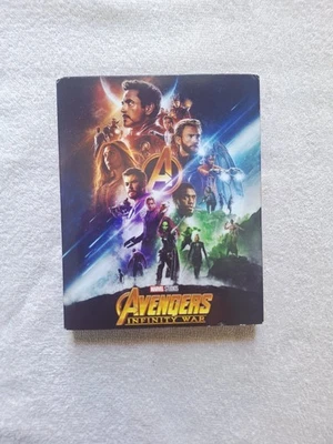 Avengers: Infinity War 4K BluRay Digibook Gallery Book Limited Target Exclusive  Foto 1 de 4