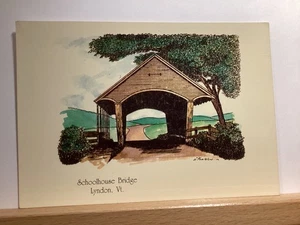 Schoolhouse Bridge: Lyndon, VT - Vintage Postcard - Picture 1 of 3