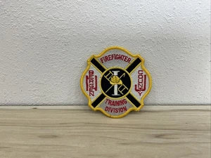 Vintage Bergen County Training Division FireFighter (NJ)) Schulteraufnäher - Bild 1 von 2