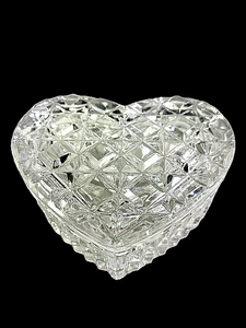 Vintage 24 % Bleikristall herzförmige Schmuckschatulle mit Diamant Punktschliff Deckel-T44 - Bild 1 von 13