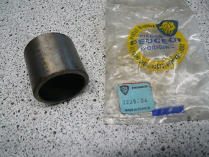 MANICOTTO DISTANZIATORE PEUGEOT 404 ASSE POSTERIORE, 3225.04 - Foto 1 di 4