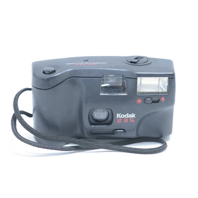Cámara fotográfica retro compacta Kodak 235 35 mm con flash ¡funciona y probada! Foto 1 de 4