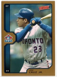 2002 Upper Deck Victory #39 Jose Cruz Jr. - Toronto Blue Jays Gold Parallel - Picture 1 of 2