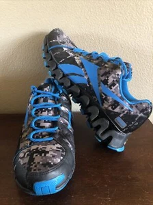 Zapatilla deportiva Reebok Zigtech Zig Energy - negra/azul/camuflaje digital - talla 6,5 para hombre - Imagen 1 de 10