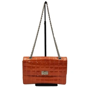 Bolso de hombro mediano vintage charol Chanel 2.55 serie 6 72771226 - Imagen 1 de 8