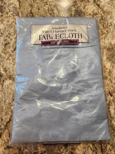 Home Trends Vinyl Flanell Tischdecke 60" rund blau NEU - Bild 1 von 6