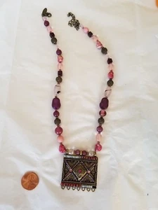Vintage Avenue Purple Pink Necklace - Picture 1 of 4