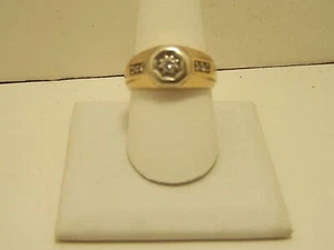 14k Yellow Gold 0.25 CTW Diamond Mens Ring Size 9.5 - Picture 1 of 9